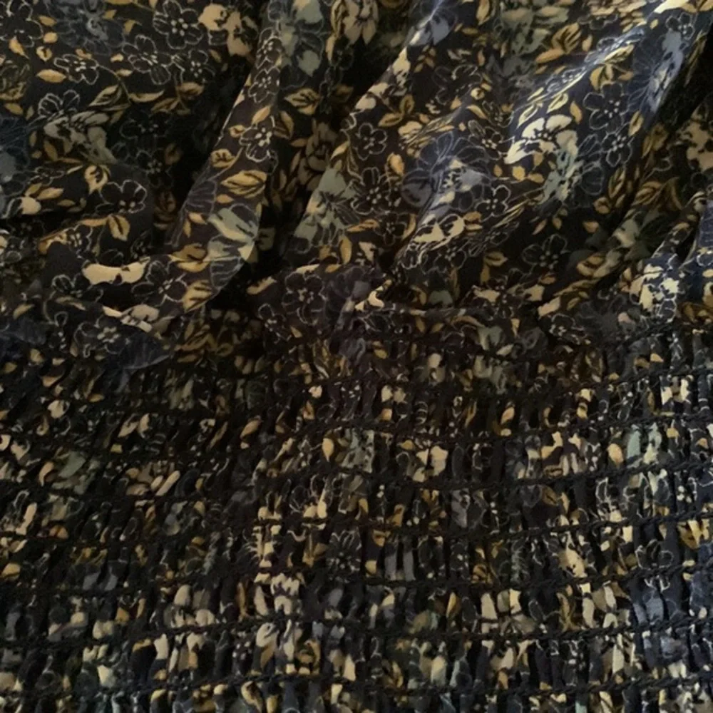 Max Studio ShortSleeve Ruffle Dress - Picture 9 of 13